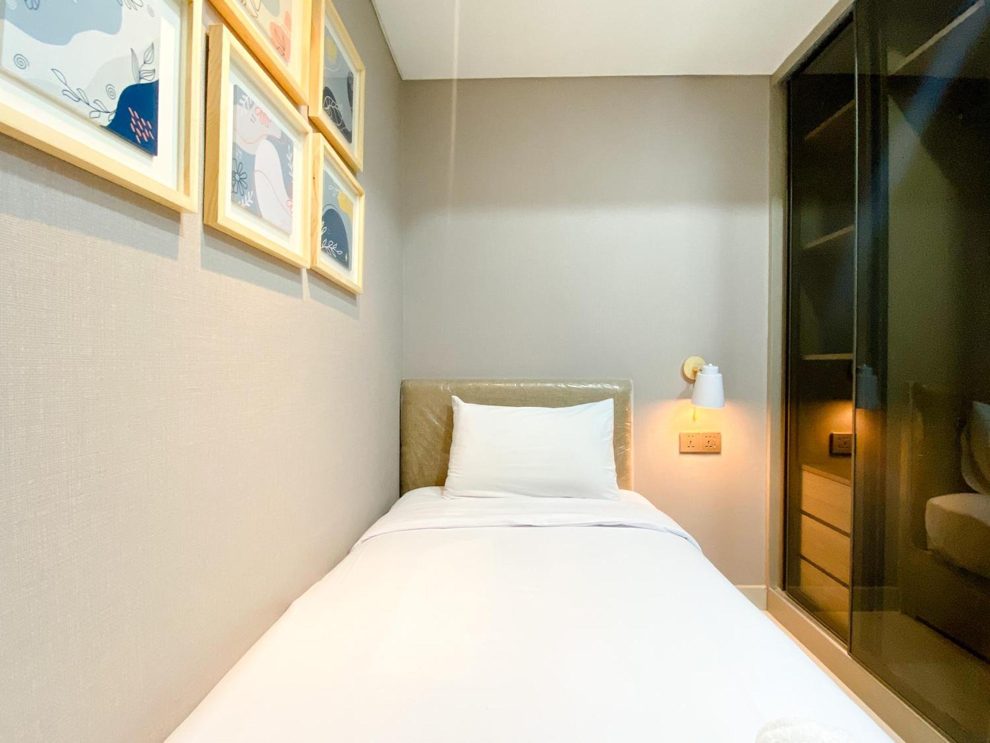 Simply And Comfortable 2Br Pollux Chadstone Apartment By Travelio Cikarang Kültér fotó