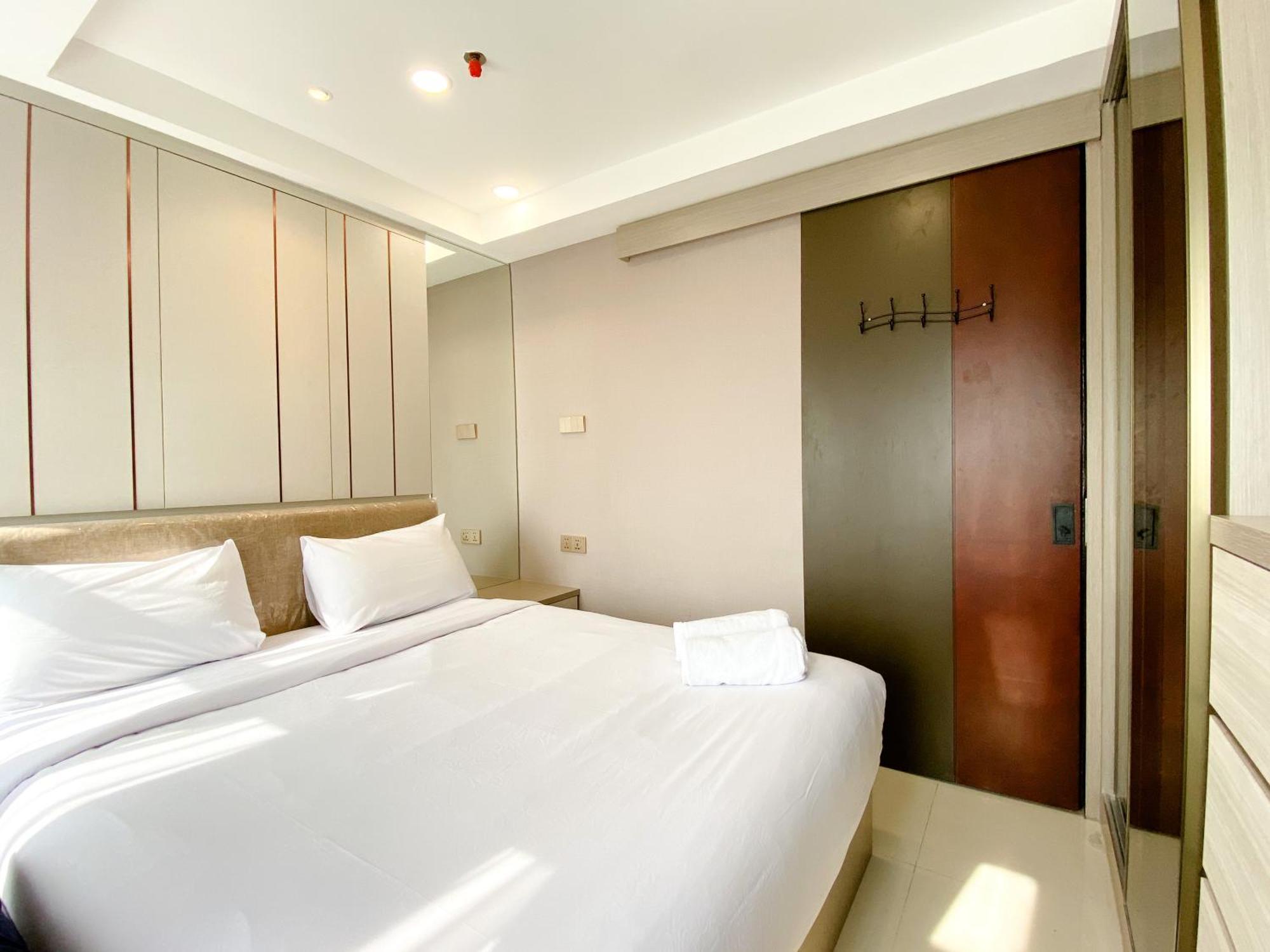 Simply And Comfortable 2Br Pollux Chadstone Apartment By Travelio Cikarang Kültér fotó